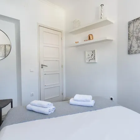 Appartamento Near Principe Real & Avenida Da Liberdade - Ttl308